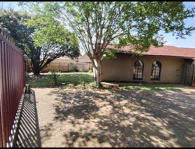 3 BEDROOM PROPERTY TO RENT IN DELMAS